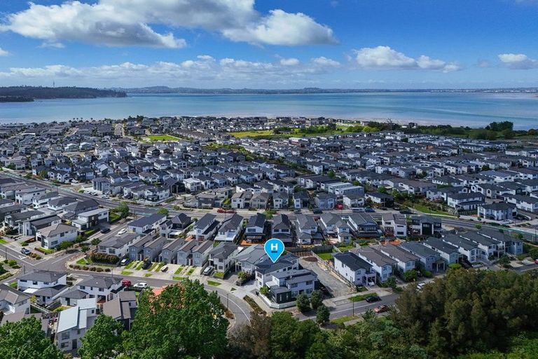 Photo of property in 3 Riroriro Road, Hobsonville, Auckland, 0616