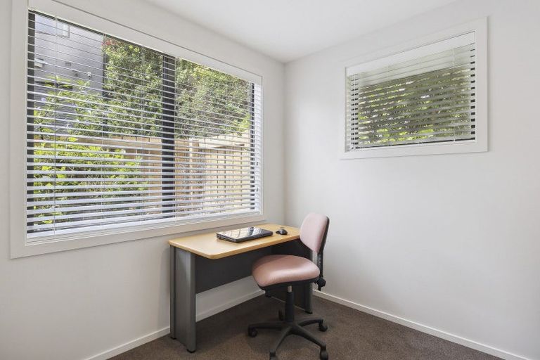 Photo of property in 9a Glengyle Street, Vauxhall, Dunedin, 9013