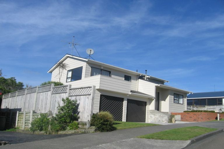 Photo of property in 62 Ayton Drive, Whitby, Porirua, 5024