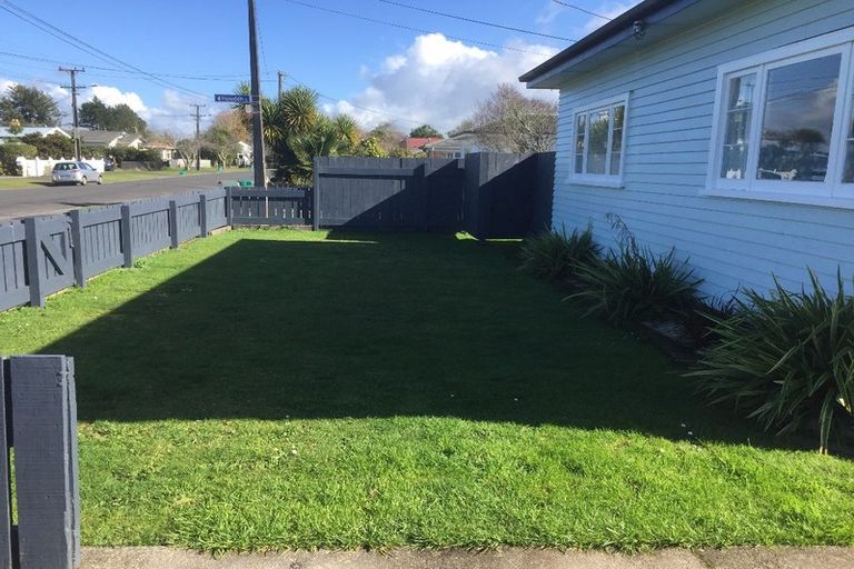 Photo of property in 18 Winter Street, Fairfield, Hamilton, 3214