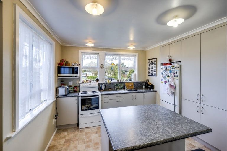 Photo of property in 41 Massey Crescent, Marewa, Napier, 4110