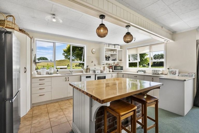 Photo of property in 1083 Tarata Road, Kaimata, Inglewood, 4387