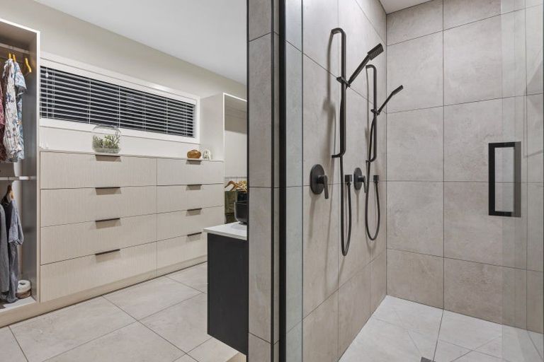 Photo of property in 3 Okoare Lane, Ferndale, New Plymouth, 4310