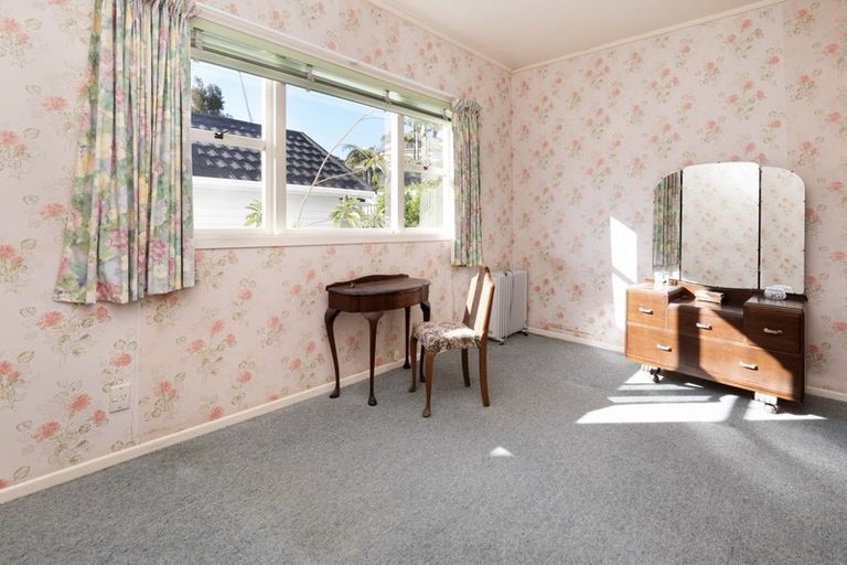 Photo of property in 12 Island View Terrace, Cockle Bay, Auckland, 2014