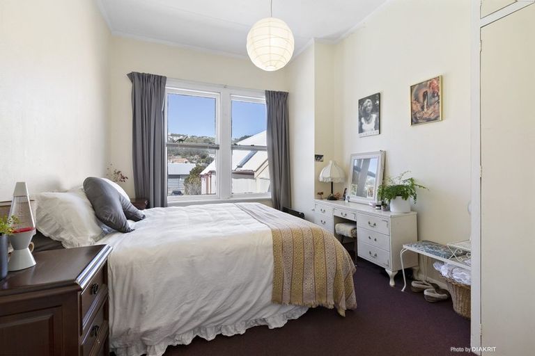 Photo of property in 213 The Parade, Island Bay, Wellington, 6023