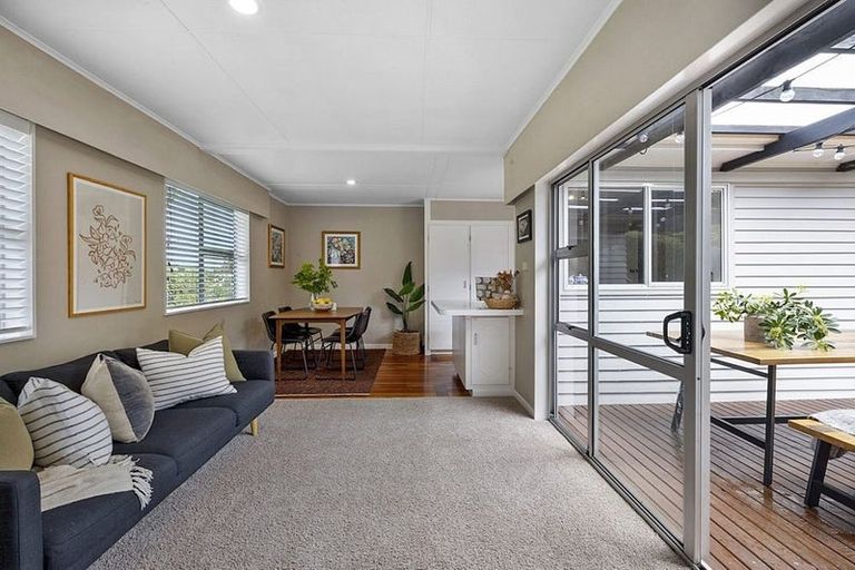 Photo of property in 1 Horne Street, Hurdon, New Plymouth, 4310
