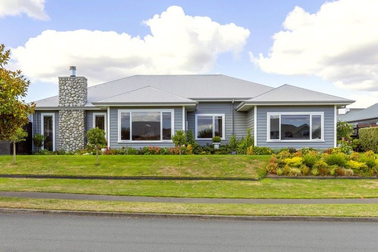 Photo of property in 2 The Pheasant Tail, Nukuhau, Taupo, 3330