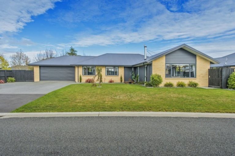Photo of property in 6 Walter Place, Kirwee, Darfield, 7571