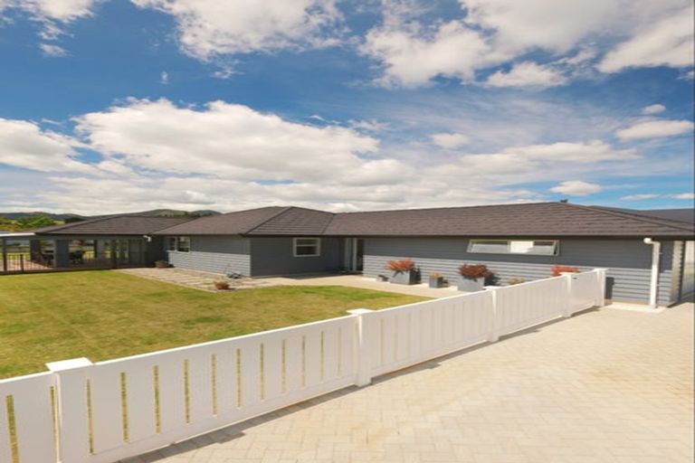 Photo of property in 3 Korokia Way, Richmond Heights, Taupo, 3330