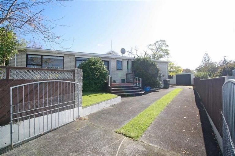 Photo of property in 37 Trelawney Crescent, Westown, New Plymouth, 4310