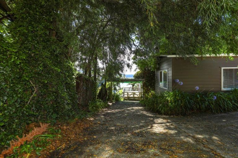 Photo of property in 257 Spencer Road, Lake Tarawera, Rotorua, 3076