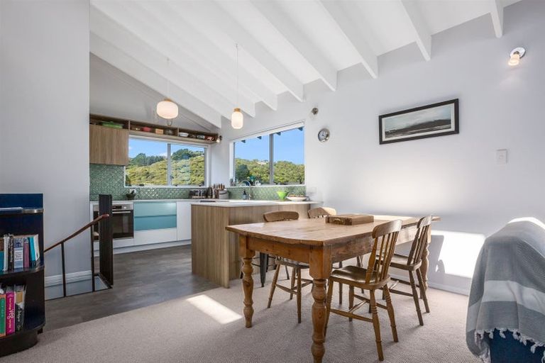 Photo of property in 22 Gordon Road, Plimmerton, Porirua, 5026