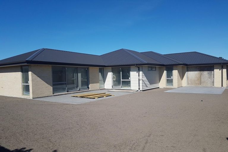 Photo of property in 21 Fairbairn Road, Rolleston, 7614