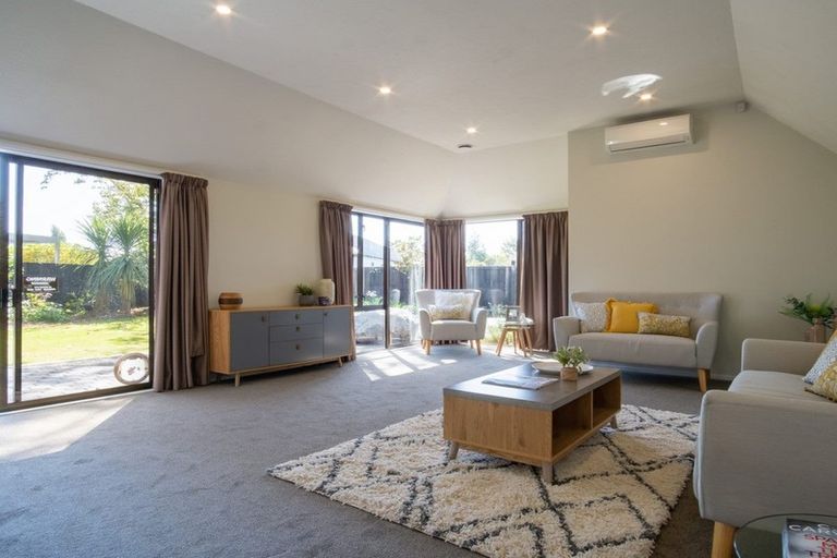 Photo of property in 105 Gardiners Road, Harewood, Christchurch, 8051