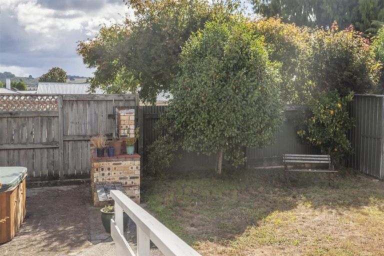 Photo of property in 27 Corlett Street, Utuhina, Rotorua, 3015