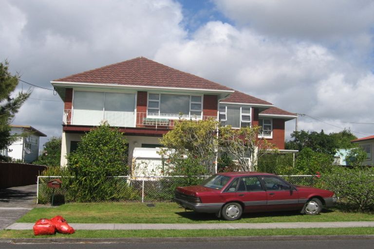 Photo of property in 12a Quebec Road, Milford, Auckland, 0620