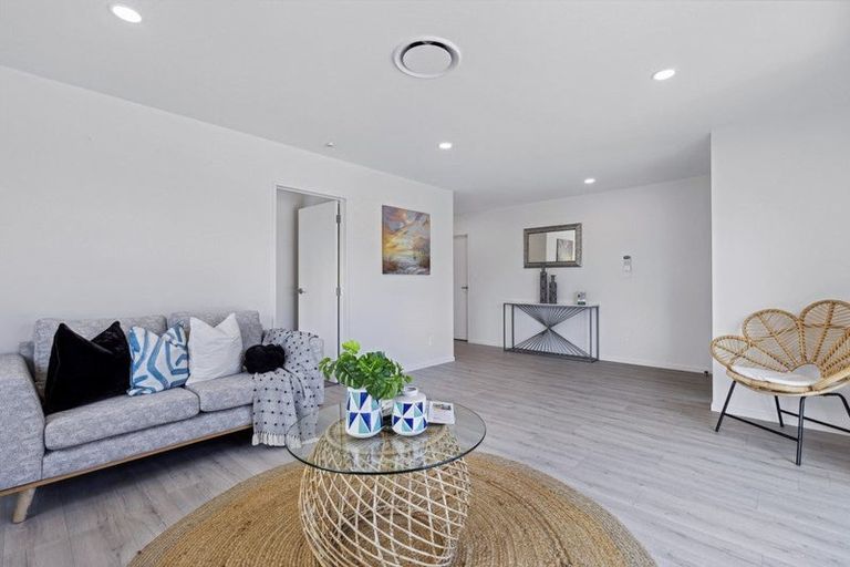 Photo of property in 40 Vintry Drive, Huapai, Kumeu, 0810