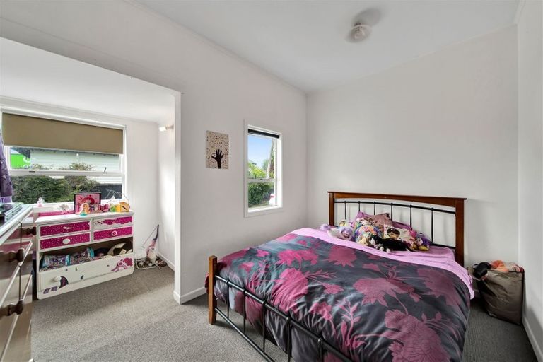 Photo of property in 223 Glover Road, Hawera, 4610