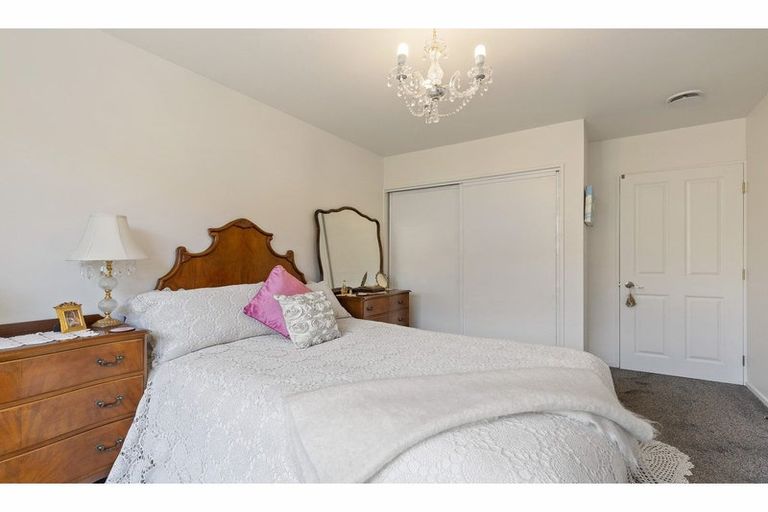 Photo of property in 3/69 Tyrone Street, Belfast, Christchurch, 8051