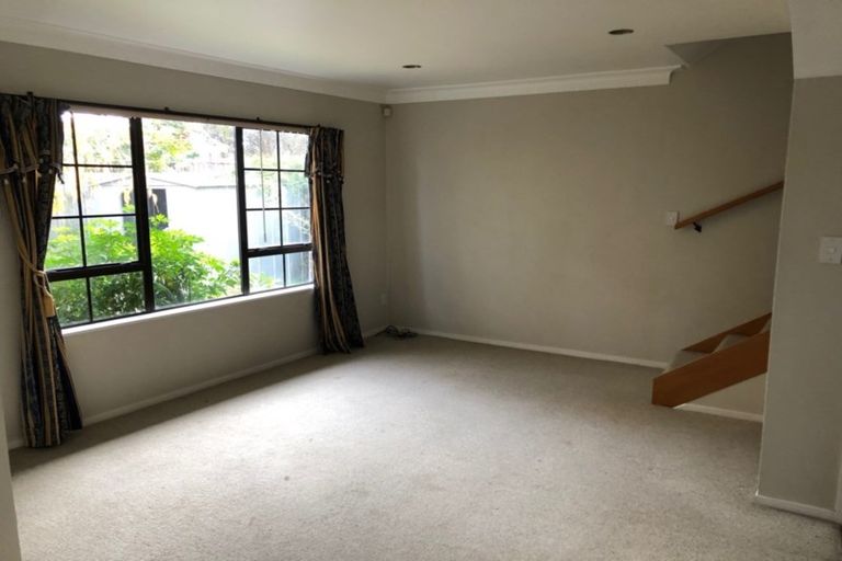 Photo of property in 2/409 Knight Street, Hastings, 4122