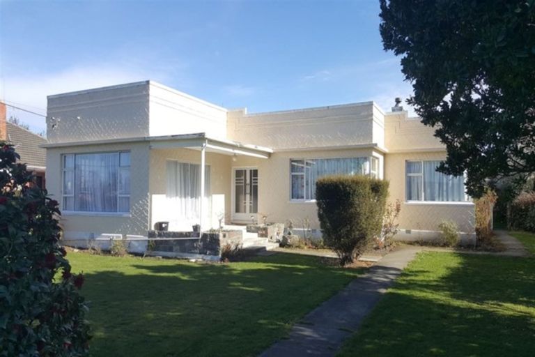 Photo of property in 70 Shearman Street, Waimate, 7924