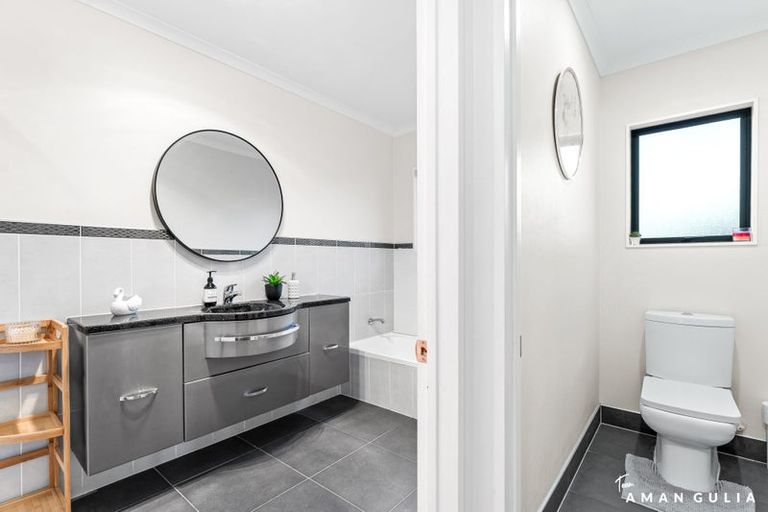 Photo of property in 135 Greenhithe Road, Greenhithe, Auckland, 0632