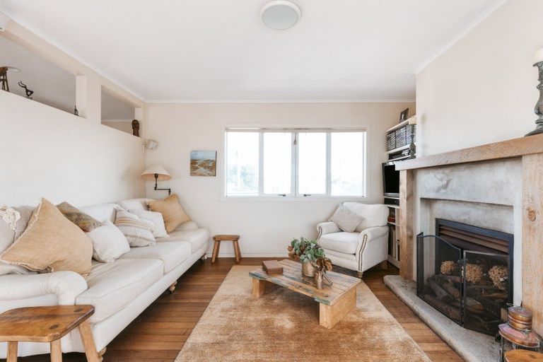 Photo of property in 5 Muricata Avenue, Mount Maunganui, 3116