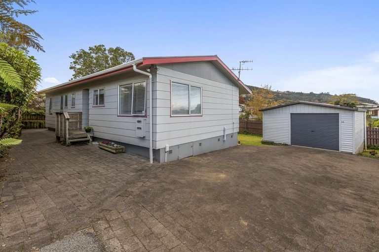 Photo of property in 3a Diamond Street, Pukehangi, Rotorua, 3015
