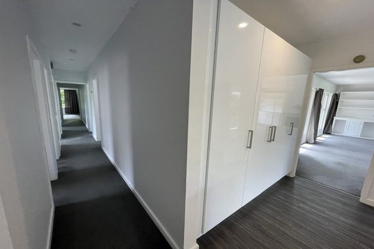 Photo of property in 9 Hampton Place, Burnside, Christchurch, 8053