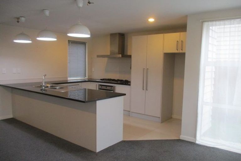 Photo of property in 13 Popokatea Drive, Takanini, 2112