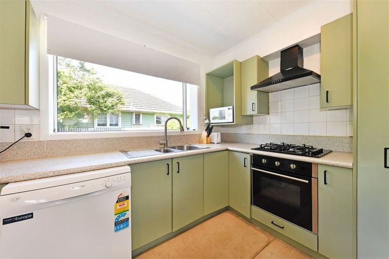 Photo of property in 24 Roberts Road, Hei Hei, Christchurch, 8042