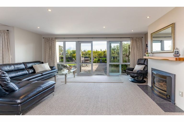 Photo of property in 46 Beechwood Drive, Northwood, Christchurch, 8051