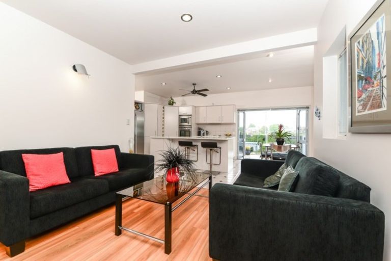 Photo of property in 450 River Road, Fairfield, Hamilton, 3214