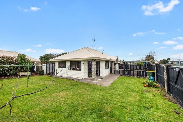 Photo of property in 98 Dominion Road, Nawton, Hamilton, 3200