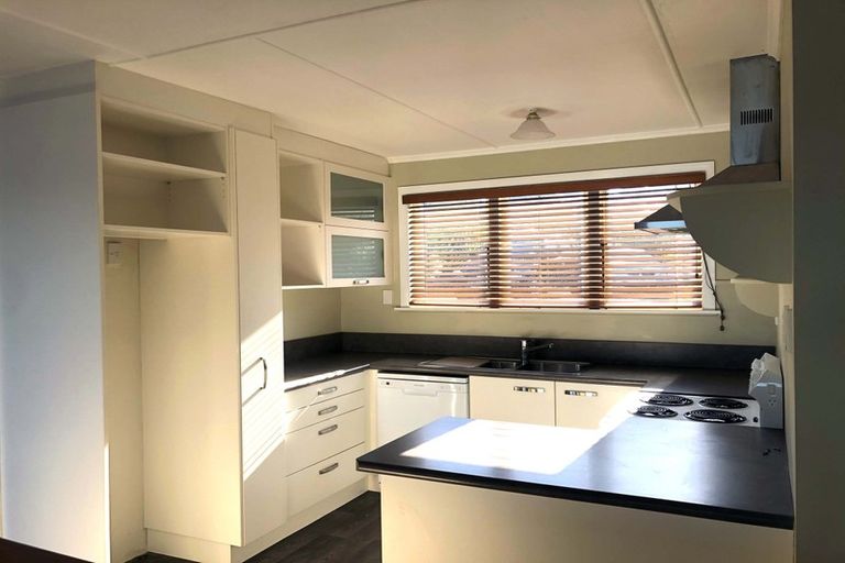 Photo of property in 1 Howard Road, Point Howard, Lower Hutt, 5013