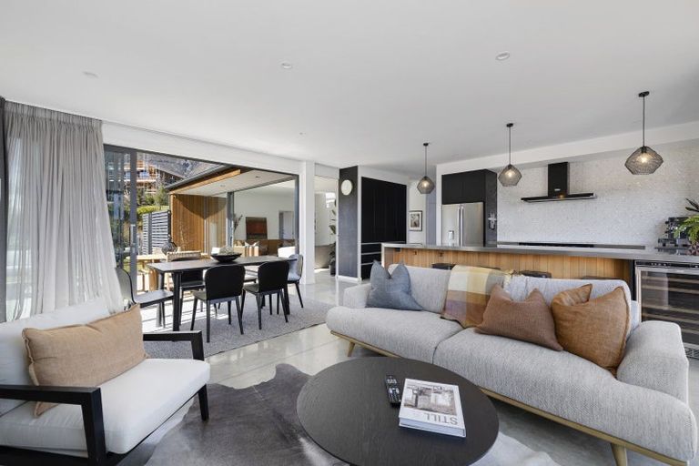 Photo of property in 9 Falconer Rise, Jacks Point, Queenstown, 9371