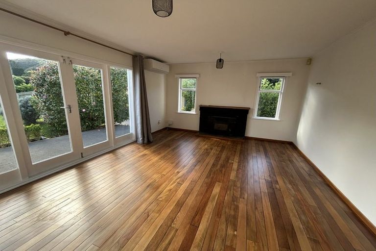 Photo of property in 15 Riwai Street, Paraparaumu, 5032