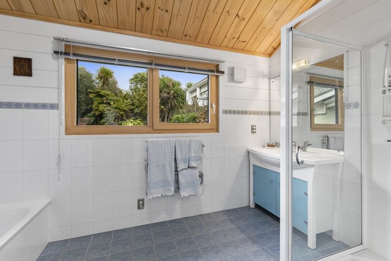 Photo of property in 31b Kakariki Way, Whitemans Valley, Upper Hutt, 5371