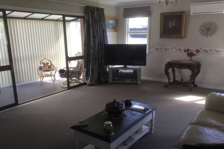 Photo of property in 6 Hillview Place, Pleasant Point, 7903