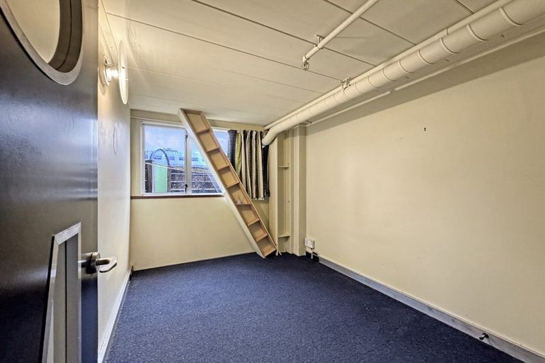 Photo of property in Qba Apartments, 1m/51 Webb Street, Mount Cook, Wellington, 6011