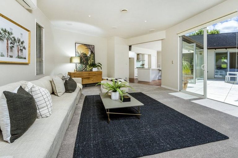 Photo of property in 52 Rautahi Terrace, Redvale, Albany, 0792