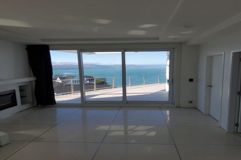 Photo of property in 11 Robieson Street, Roseneath, Wellington, 6011