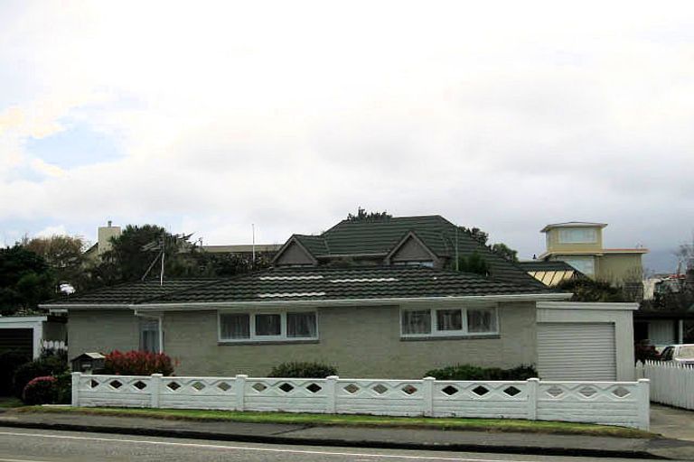 Photo of property in 1/342 Kapiti Road, Paraparaumu Beach, Paraparaumu, 5032