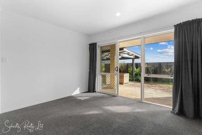 Photo of property in 16 Wallace Road, Ruawai, 0591