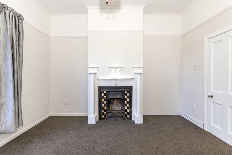 Photo of property in 175 Talbot Street, Geraldine, 7930