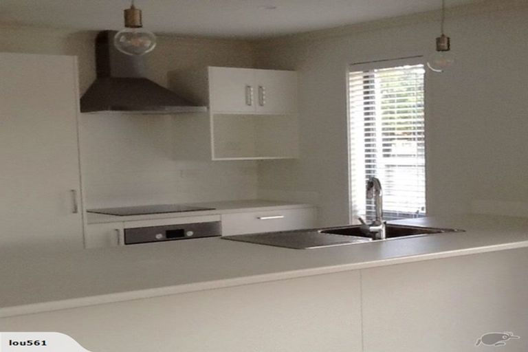 Photo of property in 2/28 Hobson Street, Thorndon, Wellington, 6011