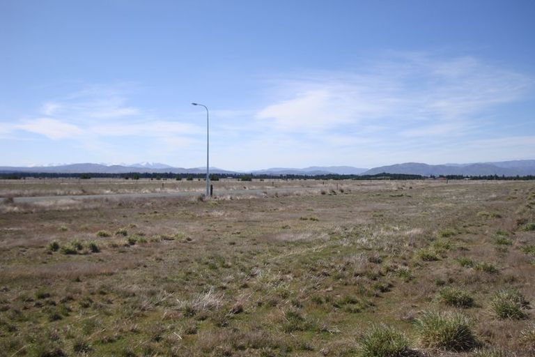 Photo of property in 43 The Drive, Twizel, 7999