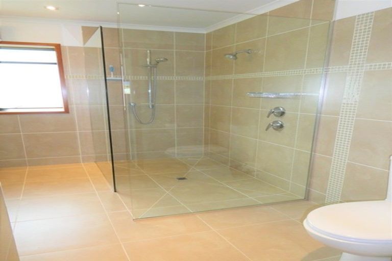 Photo of property in 72 Ahau Street, Moana, 7872