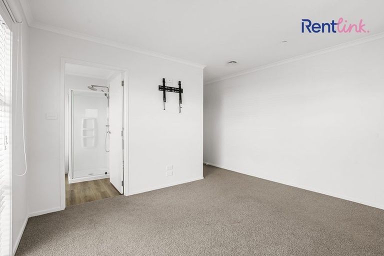 Photo of property in 114 Penetaka Heights, Pyes Pa, Tauranga, 3112