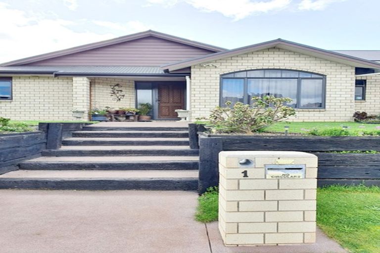 Photo of property in 1 Cooper Crescent, Morrinsville, 3300